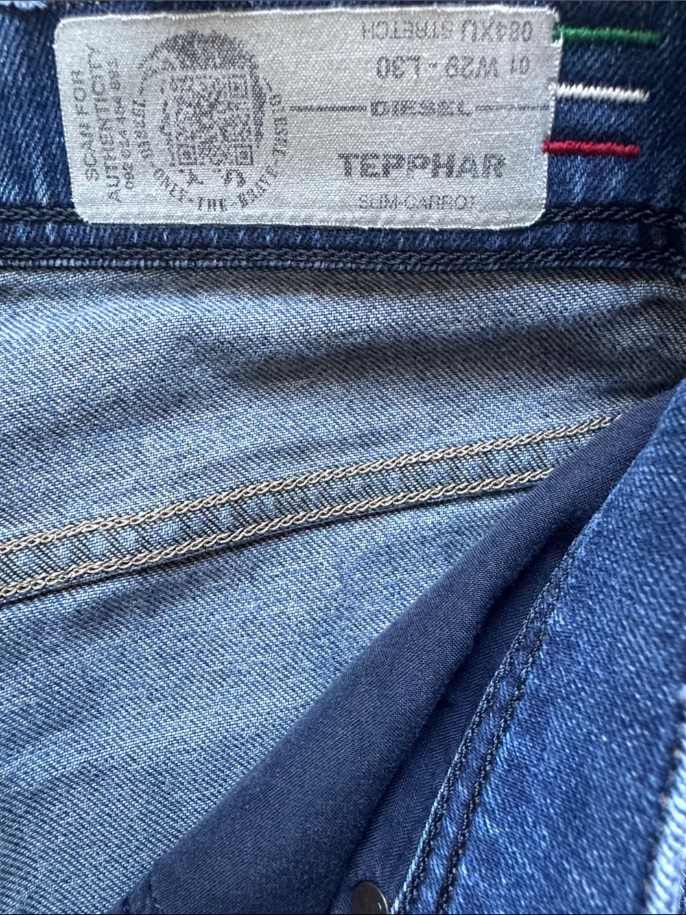 Diesel Tepphar 29x30 Jeans Men’s Blue Slim Carrot Stretch 084XU measure 30x30